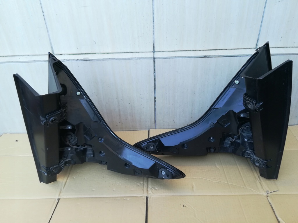 фото №6, Лампа задняя левая+ правая renault espace v 15-22 оригинальный номер