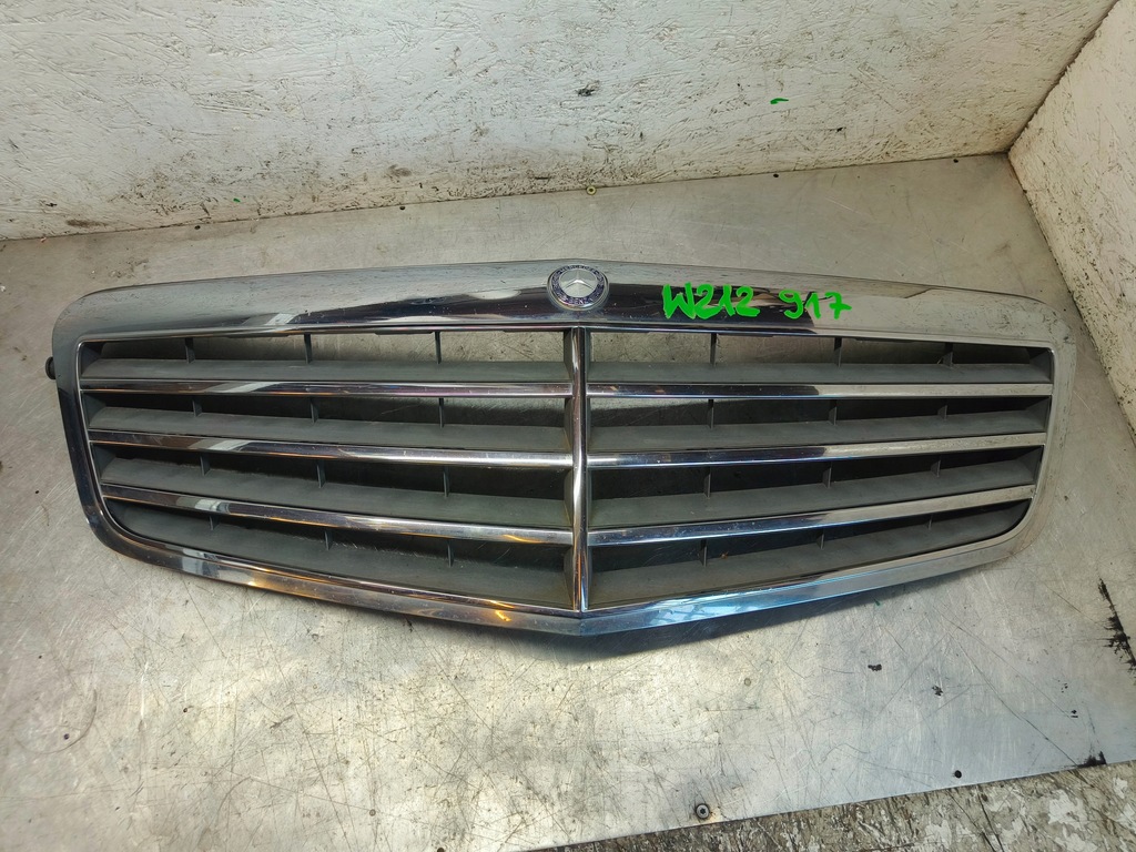 фото №1, Mercedes e klasa w212 решётка радиатора решётка радиатора