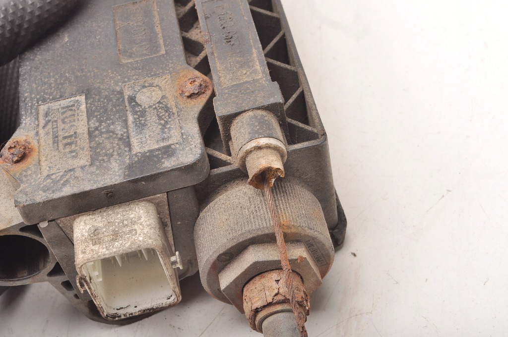 фото №12, Citroen c5 iii тормоз ручной электрический 9687473180