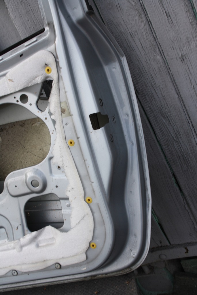 фото №8, Дверь правое grande punto 3d серебристый