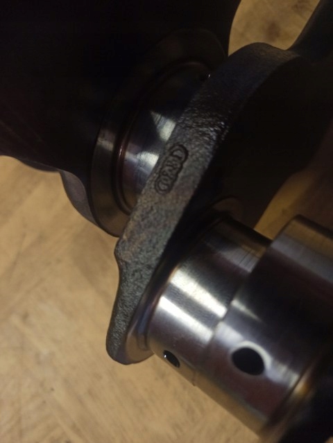 Wał коленчатый audi a6 c6 a4 b7 a8 d3 2.4 bdw 06eg Киев