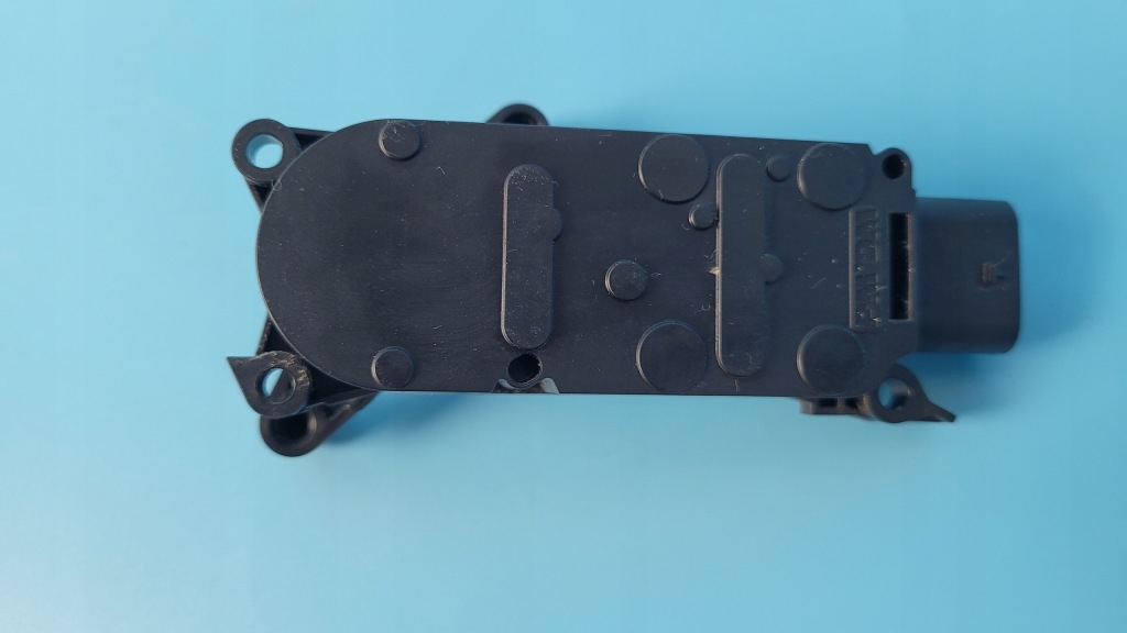 Mercedes w206 c200 23r моторчик жалюзи 1318-888-00060 Киев