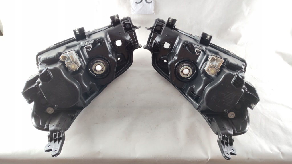 Suzuki vitara 3 full led правый левый фара правый  левая фара Оригинал