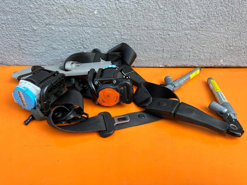 фото №1, Opel insignia a lift ремені натягувачі перед org.