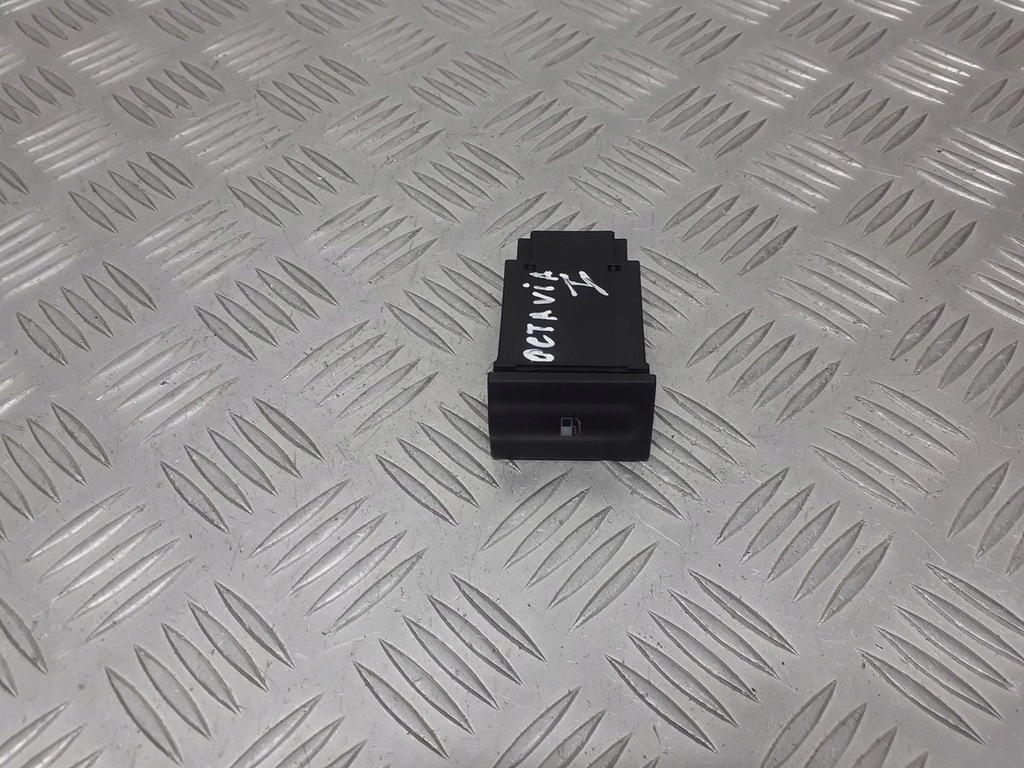 фото №1, Переключатель крышка топлива skoda octavia i