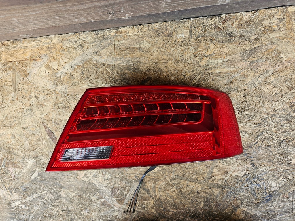фото №1, Лампа правая led задняя audi a5 sportback lift 8t8945096f