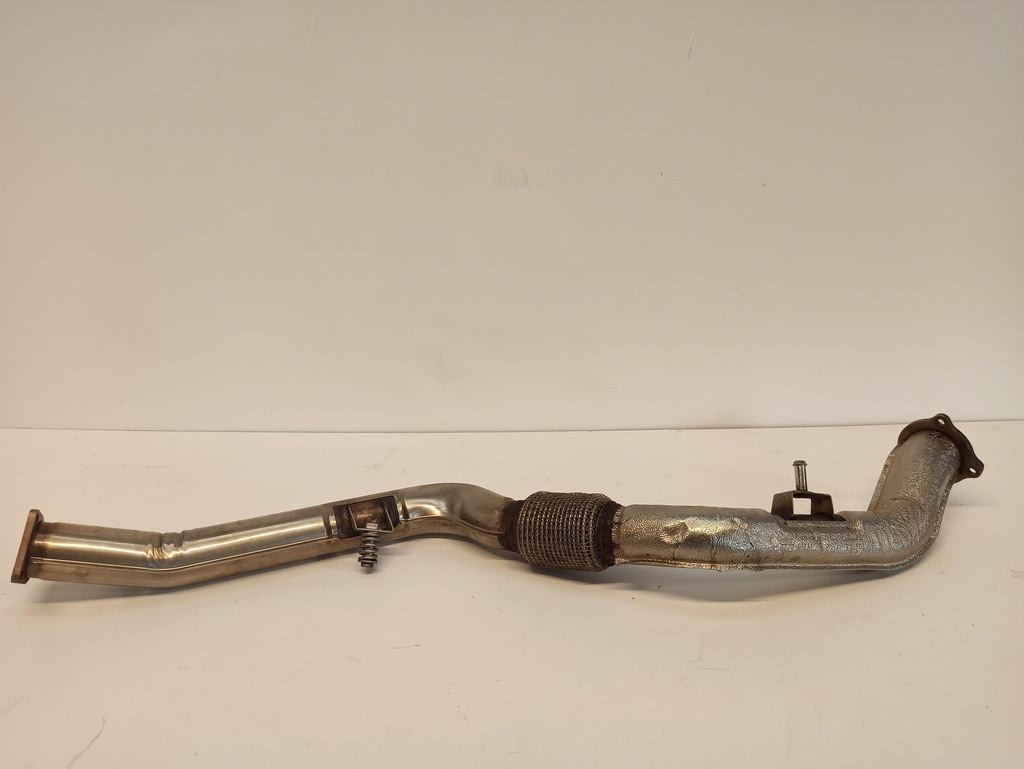 фото №1, Audi a4 b9 труба выхлопная 8w0253300e