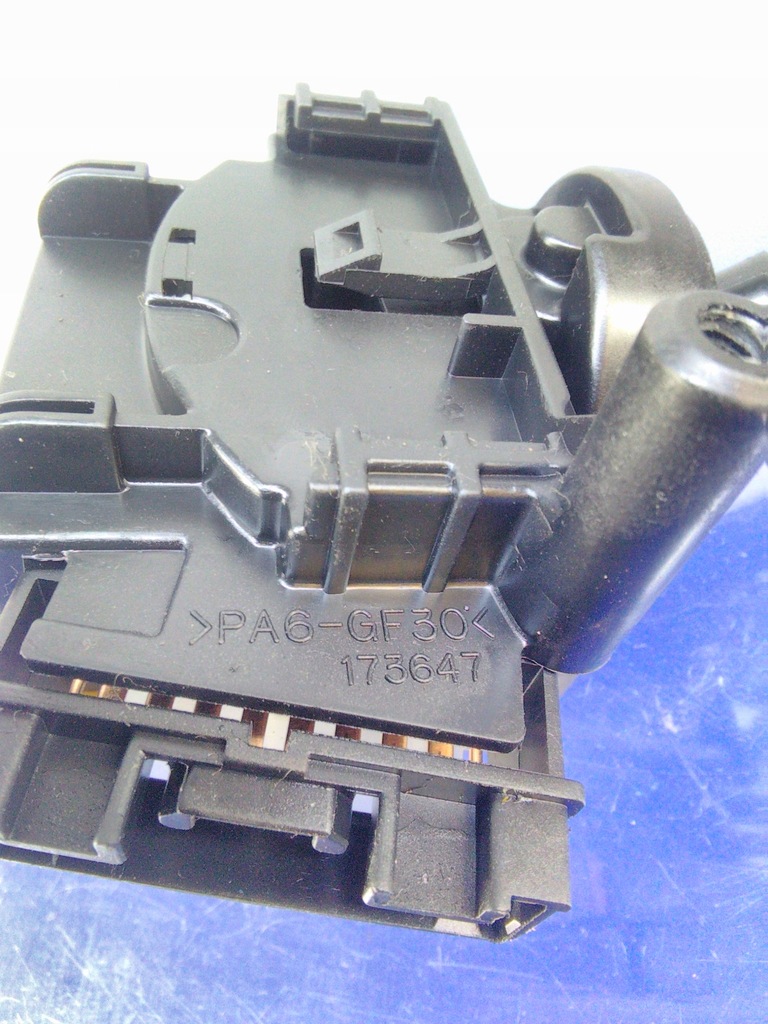 фото №6, Toyota yaris i переключатель рычаг дворник