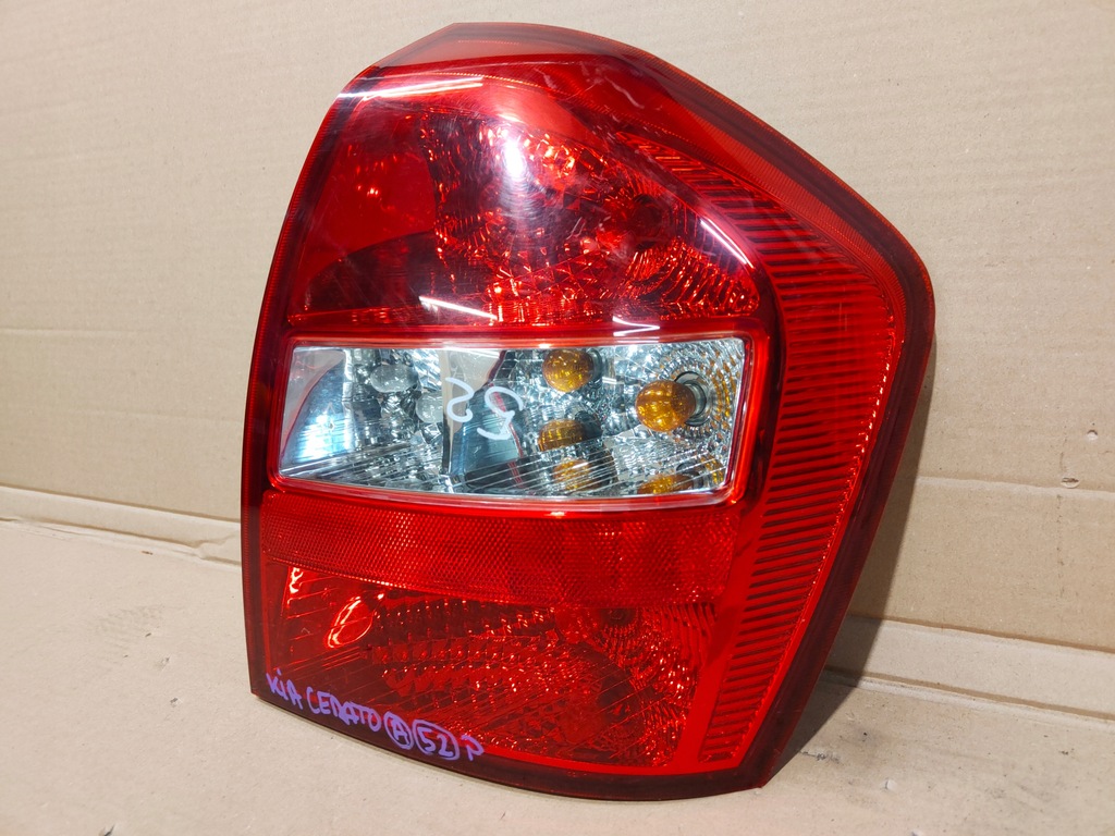 фото №10, Лампа задняя правая + левая kia cerato hb 03-08