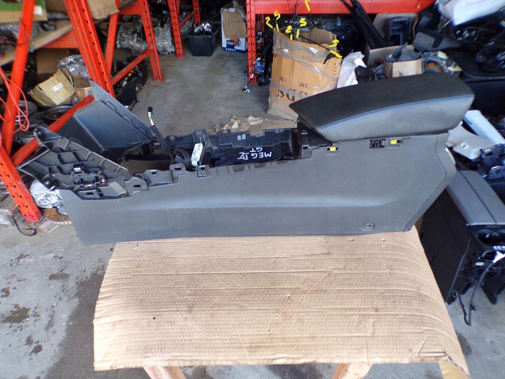 фото №15, Туннель средний подлокотник megane iv gt кожа