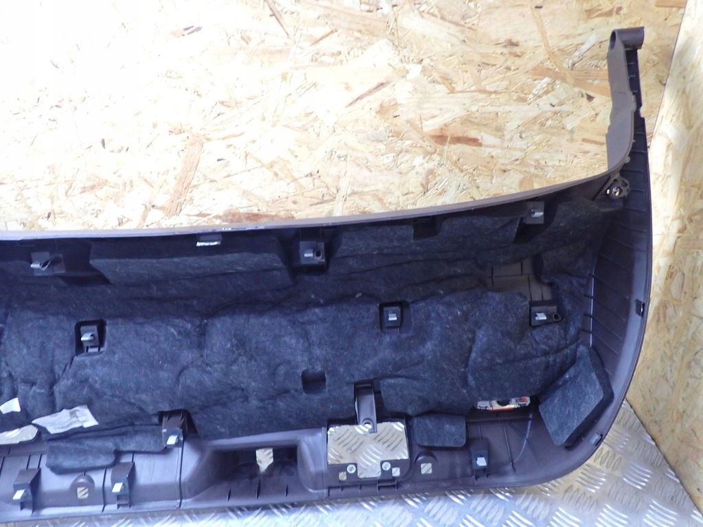 фото №6, Porsche panamera 970 2011 обшивка / оббивка задній кришки багажника