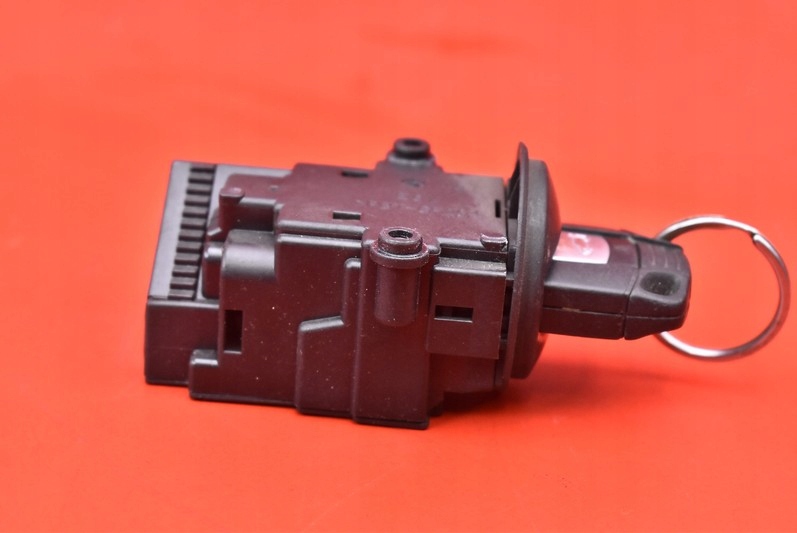 фото №5, Замок запалювання ключ кнопка 6954722 bmw e60 e61 2.0 d 163 km 03-07