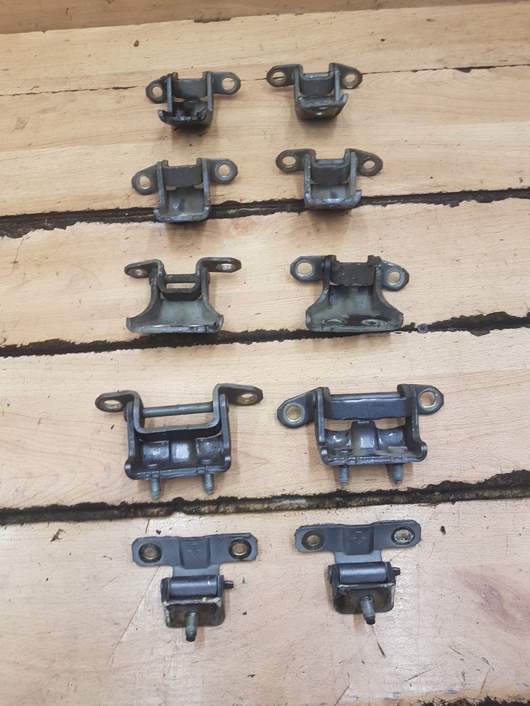 фото №1, Петлі двері перед задня kpl nissan primera p12 hb