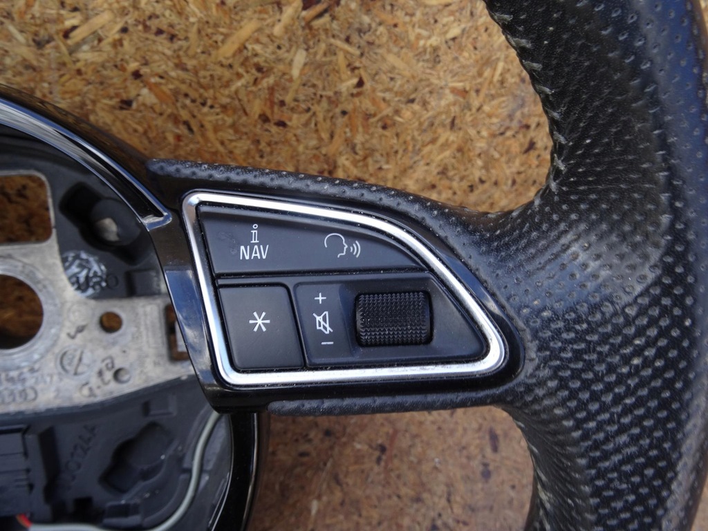 фото №7, Audi q3 8u s-line 11-18 повітропровід шкіра шкіряний мультифункція 8u0419091r