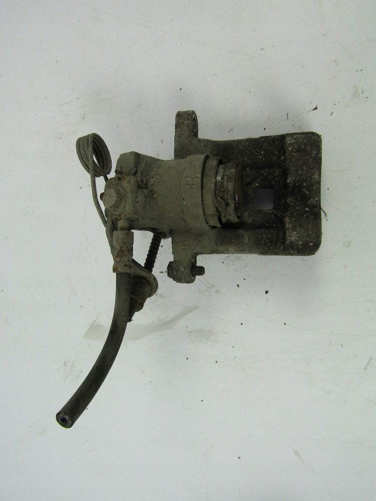 Купити Audi a4 b5 супорт задня правий 1,6