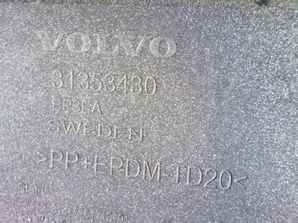 фото №16, Бампер задня volvo xc90 ii 31353430