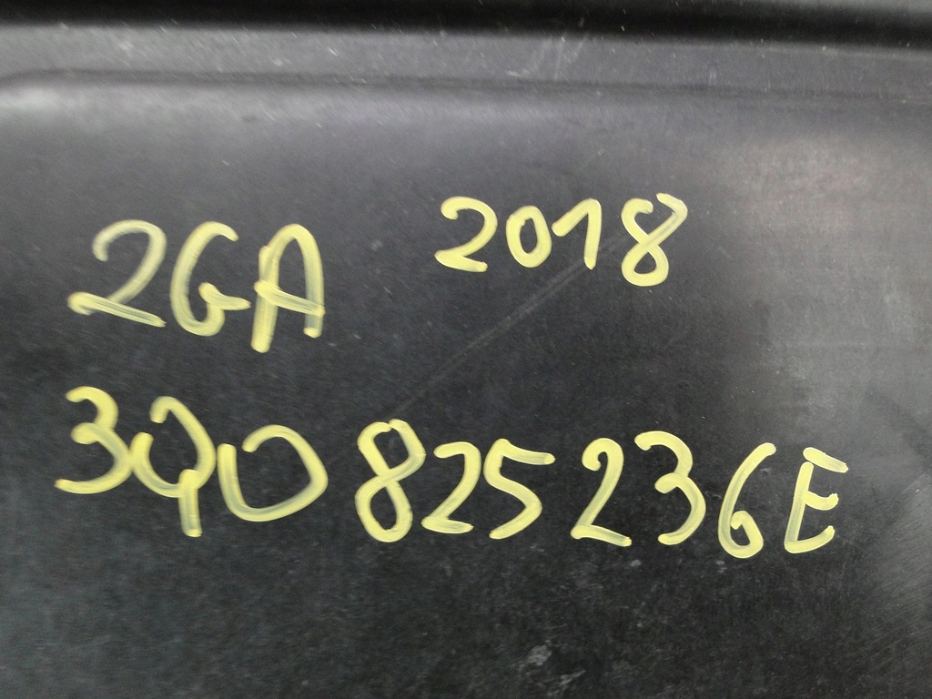 фото №4, Защита pod двигатель vw t-roc 2ga 2.0tdi 3q0825236e orginał !!!!