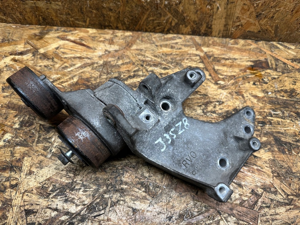 фото №1, Натягувач кронштейн honda accord legend odyssey j35z8