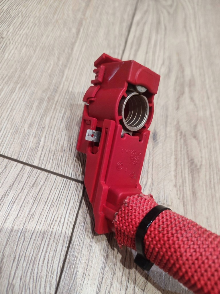 Клемма плюсовая аккумулятор шланг плюсовой bmw x3 g01 Недорого