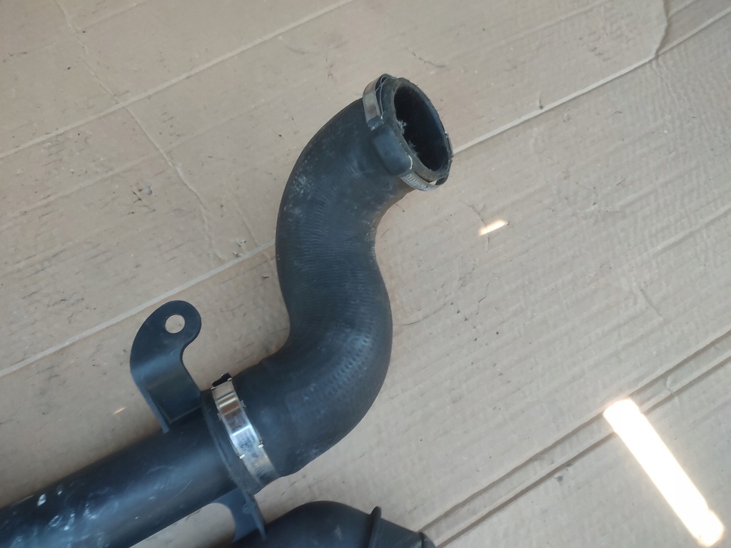 фото №5, Citroen c5 iii труба шланг повітря 1.6 hdi