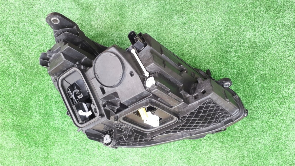 Mercedes e-klasa w213 full led фара передняя Оригинал