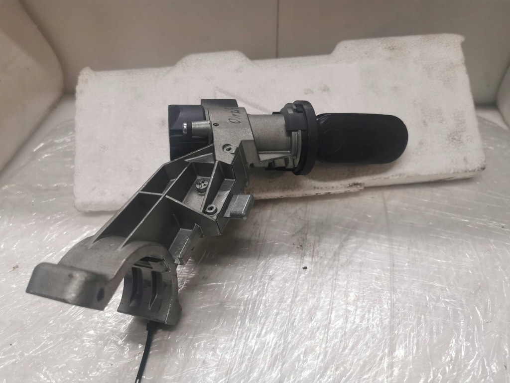 фото №2, Замок зажигания alfa romeo mito 01098401 all/d/2