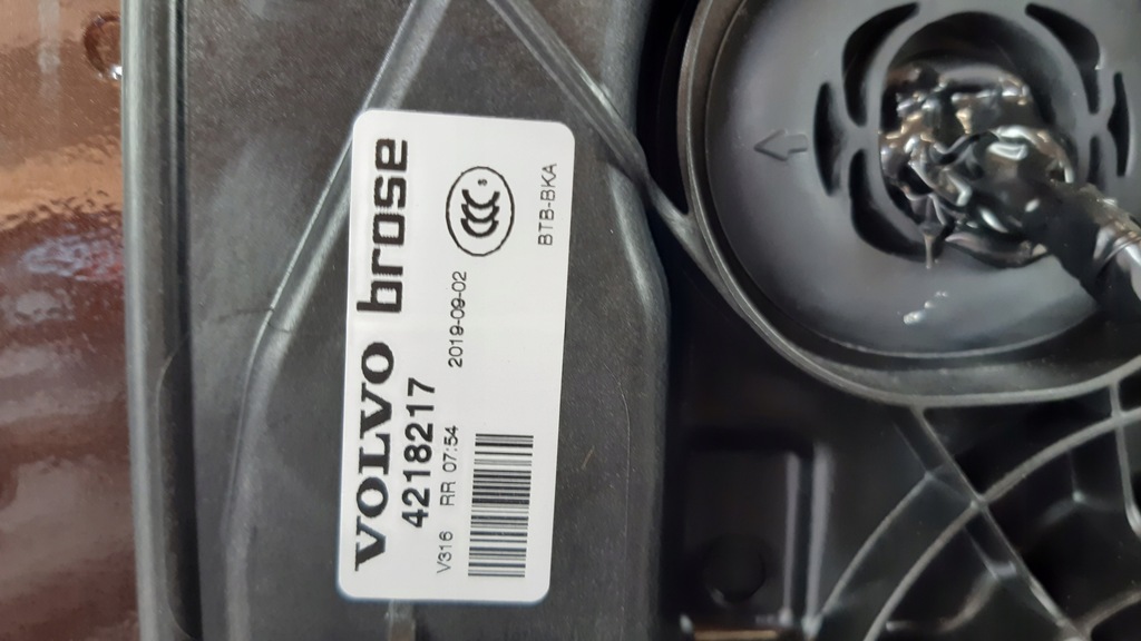 фото №10, Volvo xc40 двері праве задня 722