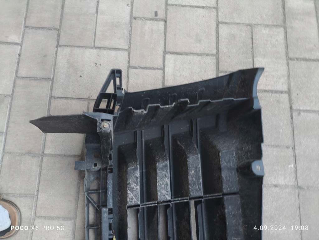 фото №8, Решётка радиатора решётка радиатора радиатора vw crafter 06-11 9068800085 ,