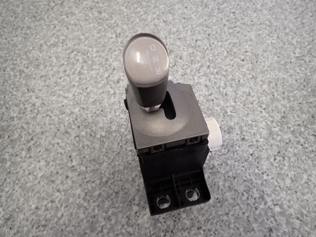 фото №5, Toyota prius ii 03-09 домкрат переключения передач рычаг