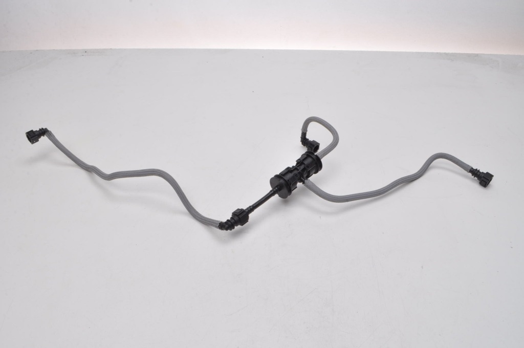 фото №1, Opel astra l 1.2 12v 131km шланг топлива