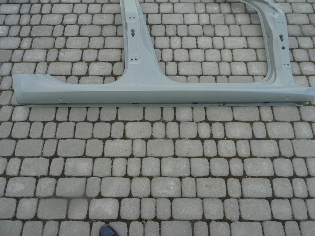 фото №1, Skoda octavia iii порог правый блок двигателя перед средний