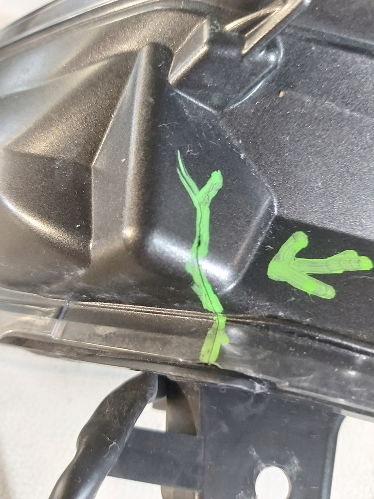 фото №11, Противотуманная фара drl правый lexus nx 200t оригинальный