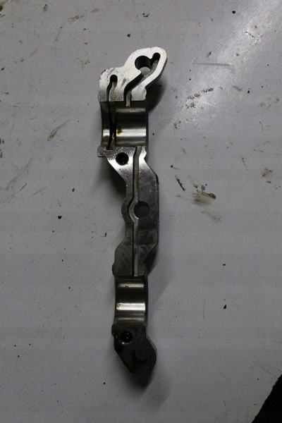 фото №1, Colt z30 vi 06 3d кронштейн валів розподільного валу