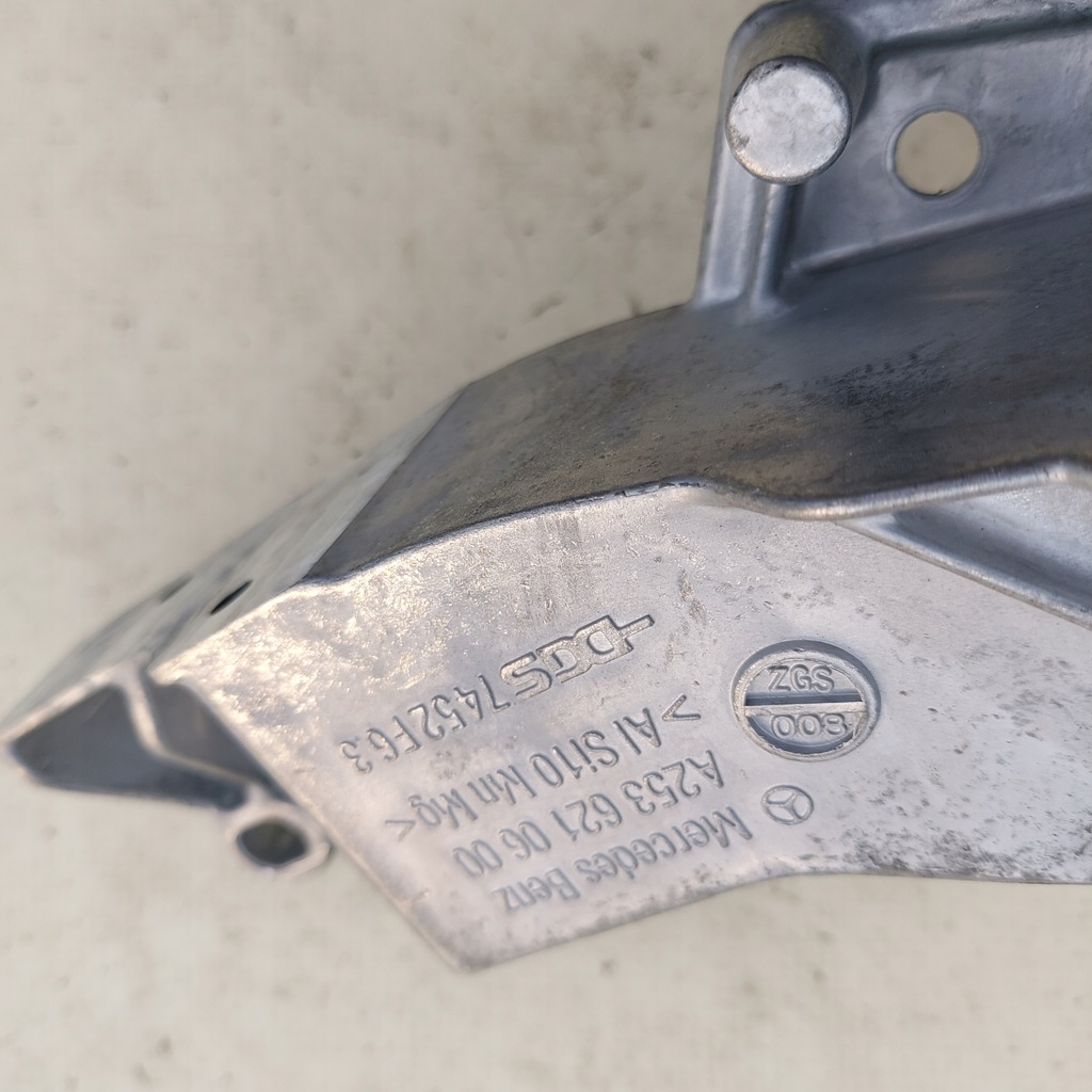 фото №4, Кронштейн лівий поперечина перед панель фари mercedes glc w253