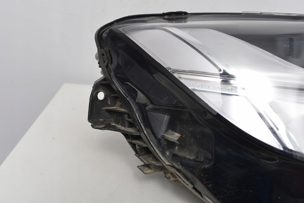 фото №12, Volvo s90 v90 лампа full led права 31655729