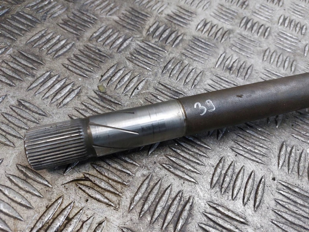 Привідний вал правий перед 6b права довга renault trafic 2 1.9 dci Ціна