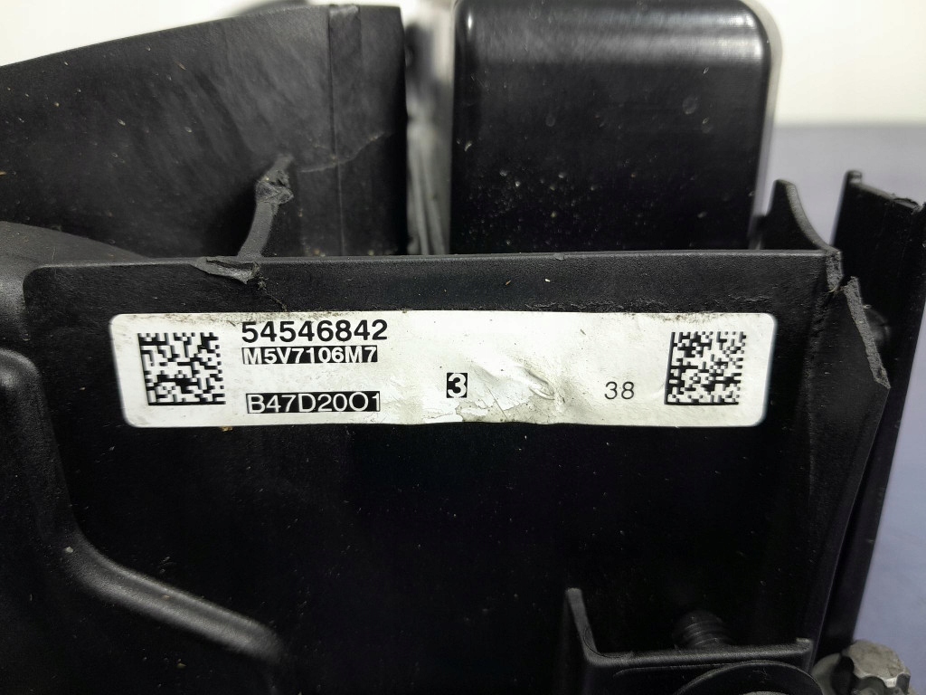 фото №5, Bmw 4 g22 g23 g26 2.0d 190 km b47d20b кришка клапанів 8579962