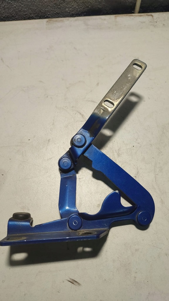 фото №1, Петля крышки задняя правый fiat barchetta 46735162