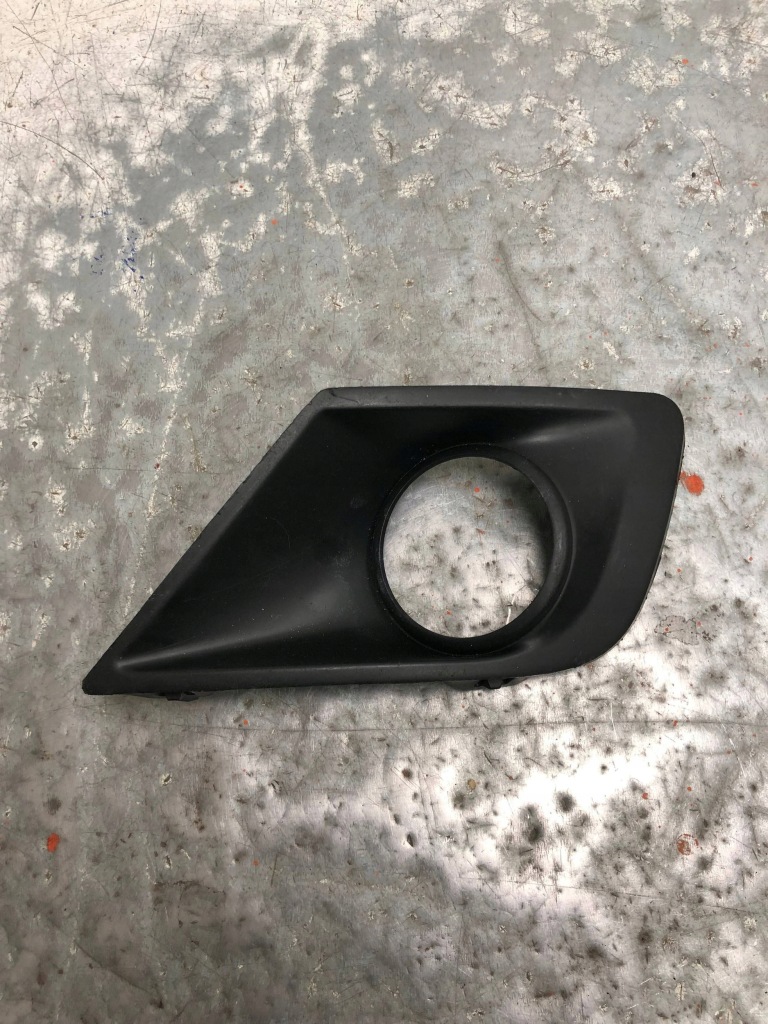 фото №1, Решітка протитуманної фари лівий перед peugeot 207 lift 9688085477