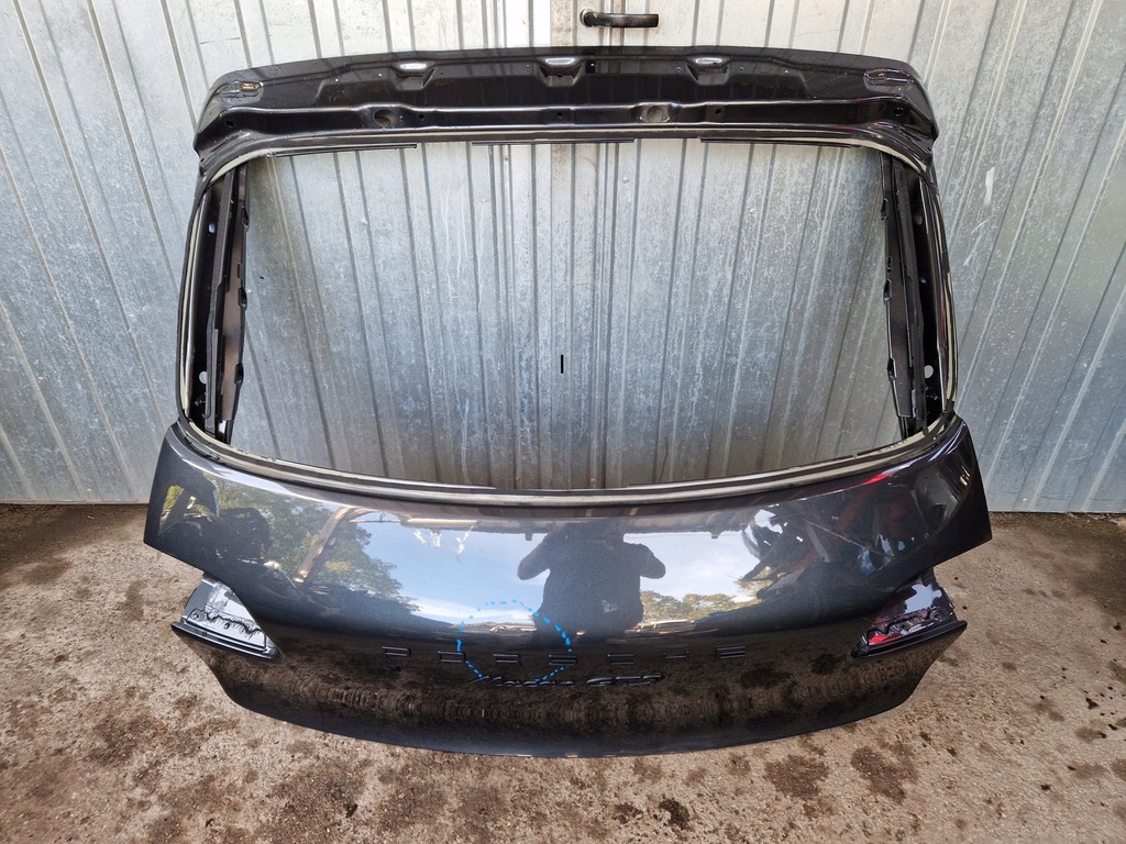 фото №1, Кришка багажника багажника porsche macan 2013-2018r