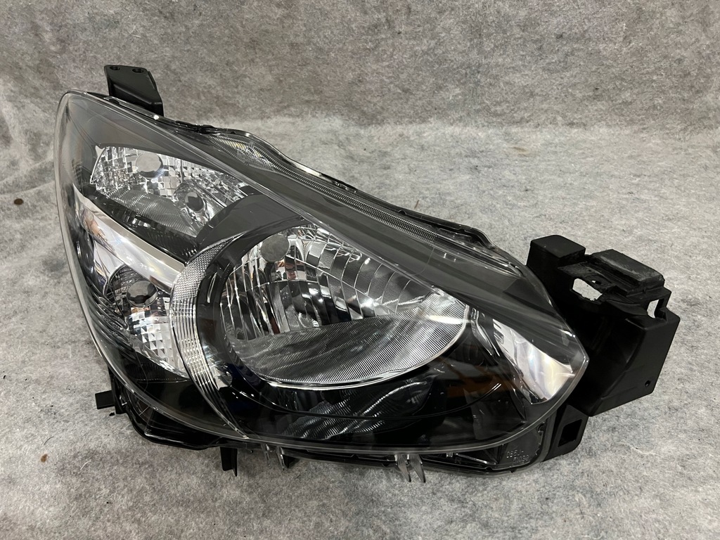 фото №1, Mazda оригинальный номер db5j-51030 лампа фара