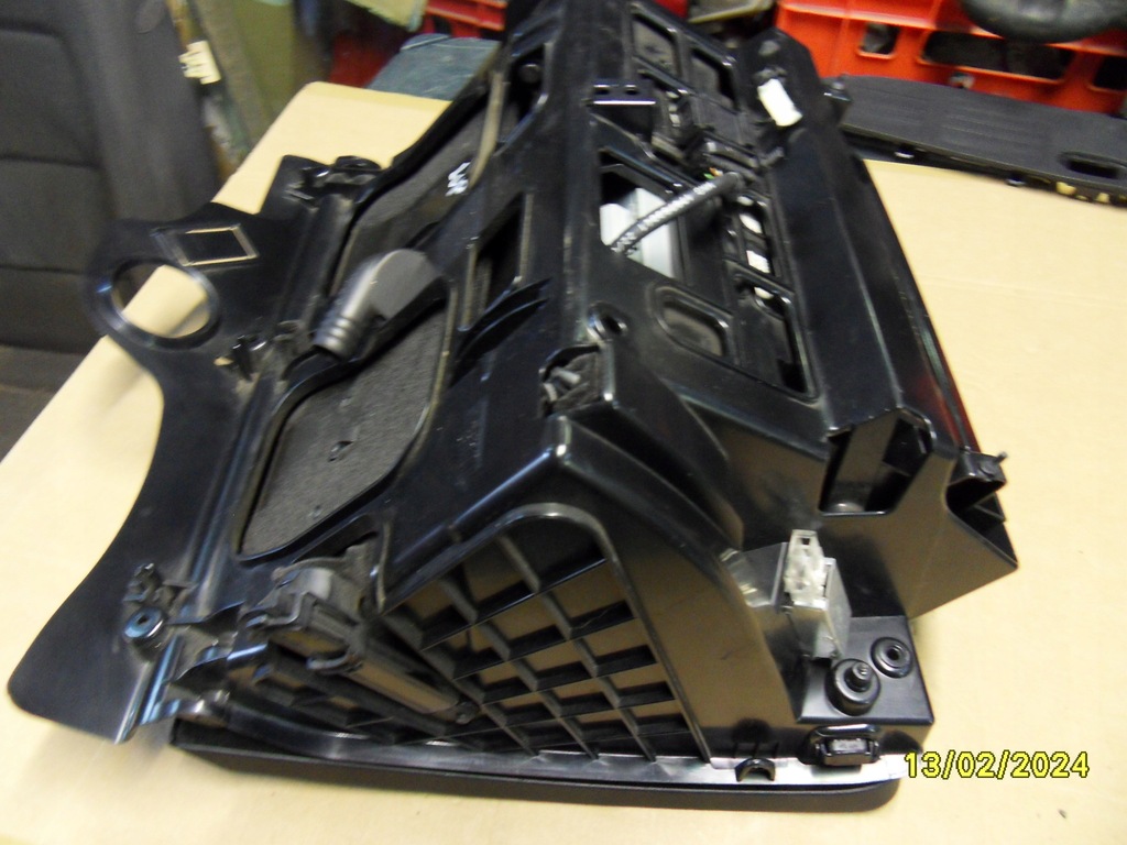 фото №12, Бардачок пассажира чейнджер vw passat b6 3c1857101