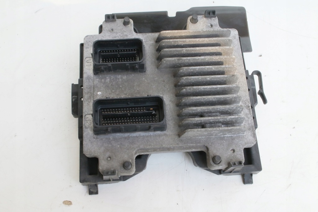 фото №1, Бортовой компьютер двигателя opel corsa e 1.4