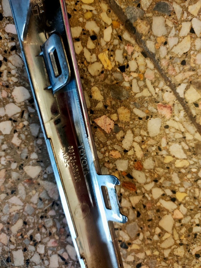 фото №4, Хром решётка решётка радиатора toyota avensis t27 2017