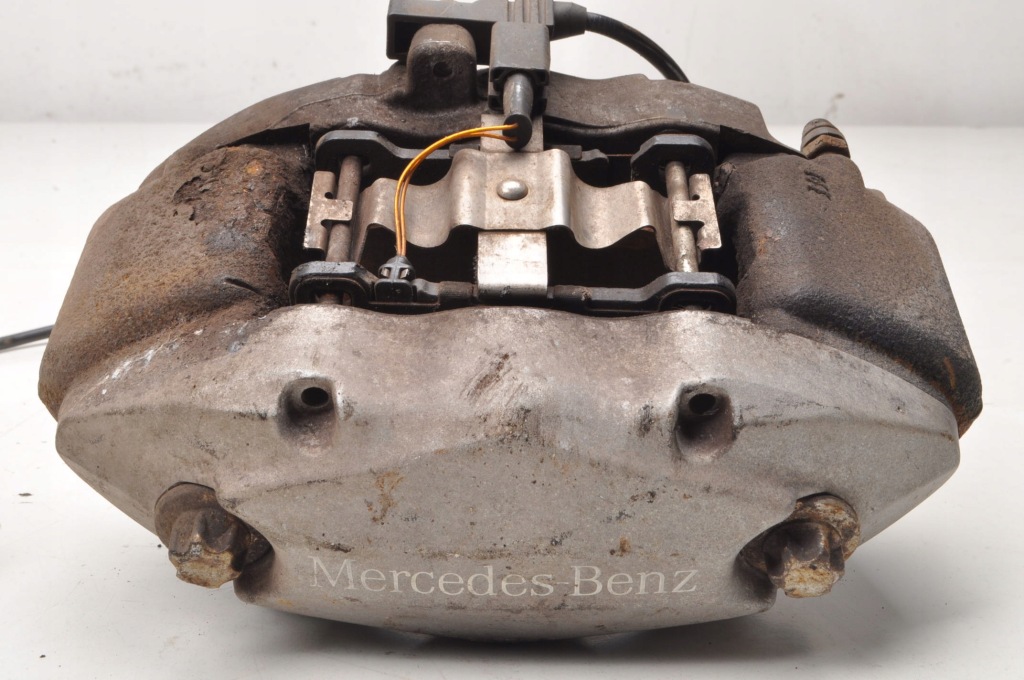 фото №2, Mercedes r171 w171 1.8 суппорт тормозной левый перед