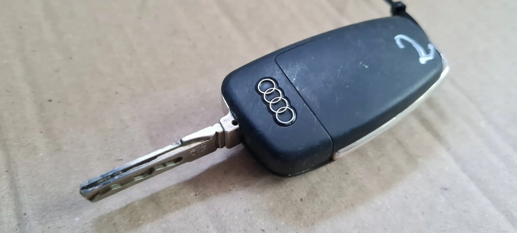 фото №7, S3 8v sedan a3 ключ pilot usa 8v0837220