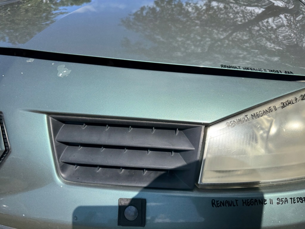 Renault megane ii 1.6 16v k4m760 бампер передний перед Киев
