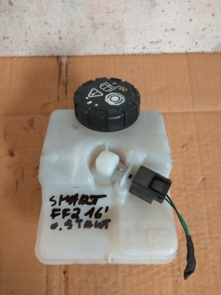 фото №1, Smart forfour ii бачок рідина гальмівний 460917924r