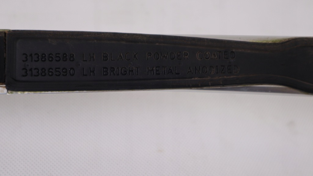 Volvo v90 рейлінги дахові 31386588, 31386589 Доставка