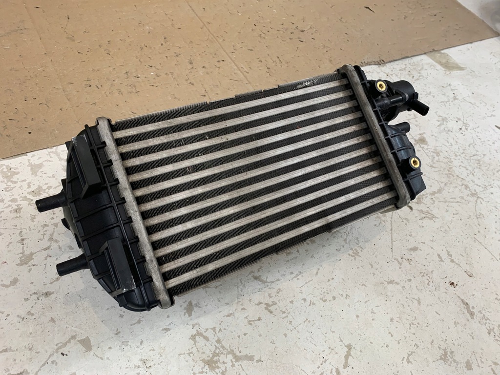 фото №7, Kia stonic радиатор интеркулер 1.0 28270-07300